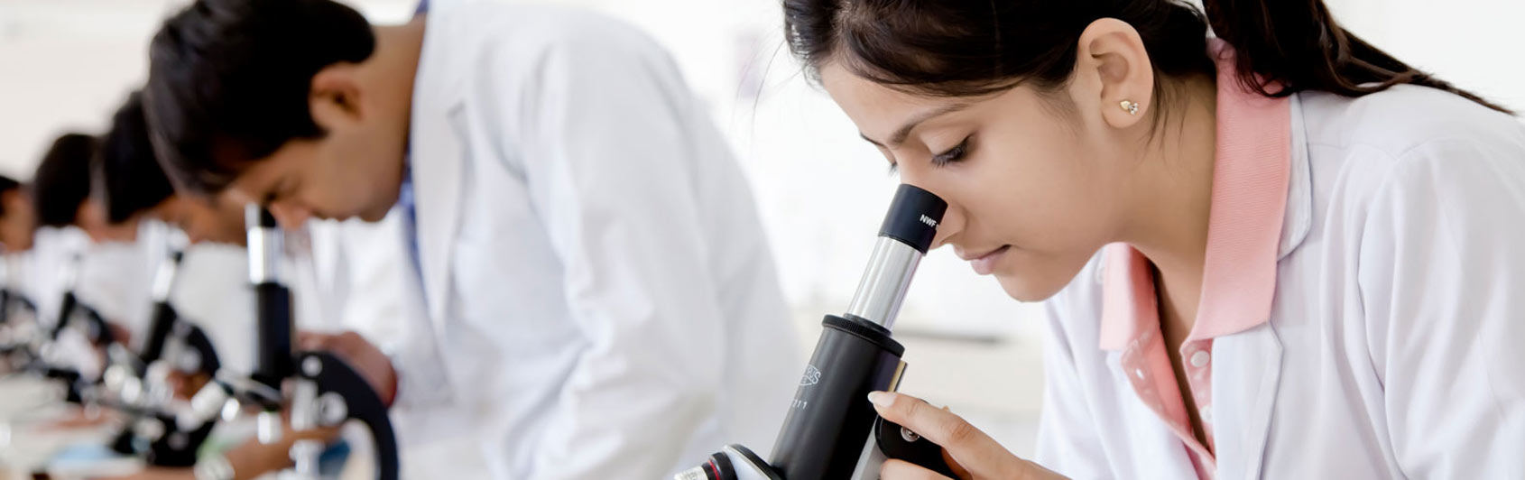 R M PHARMACY COLLEGE,MAJHAULI JHAROKALAN DUDHI SONBHADRA 